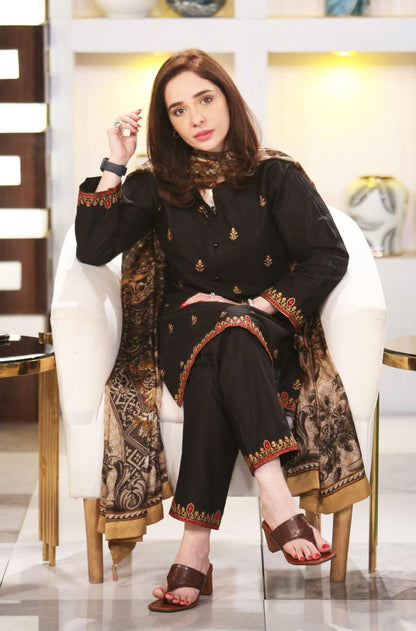 Kajal - Black Embroidered Lawn 3 pec
