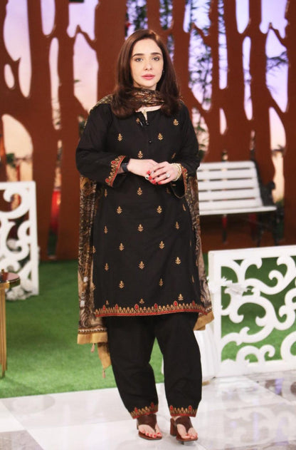 Kajal - Black Embroidered Lawn 3 pec